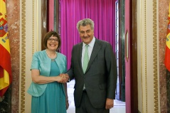 6 July 2015 National Assembly Speaker Maja Gojkovic in meeting with the Speaker of the Spanish Congress of Deputies Jesus Maria Posada Moreno